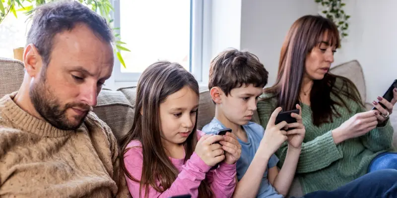 Advantages and Disadvantages of Mobile phones